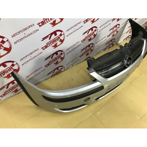 Бампер передний комплектный Opel Combo цвет z157 2003-2011 13120826